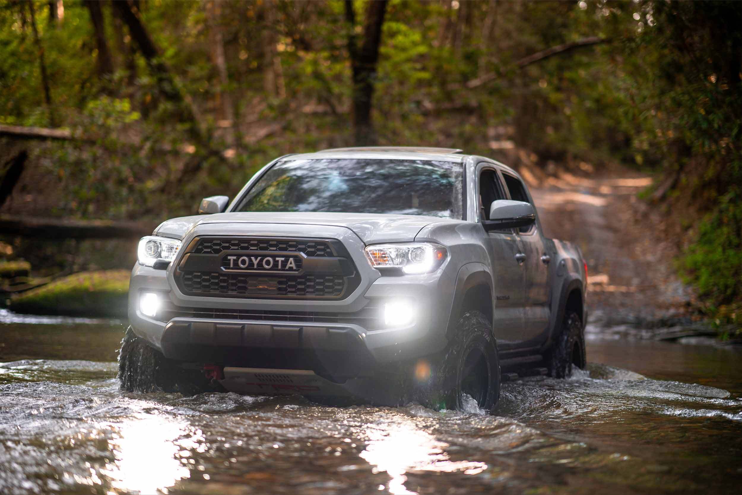 9007: Morimoto's New 2Stroke 4.0 LED Fog Light Bulbs LED2050